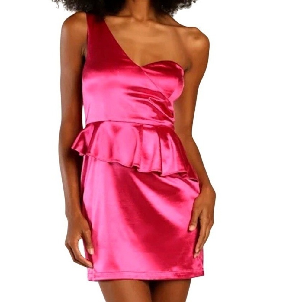 Lulus One‎ Shoulder Peplum Satin Mini Dress Women's Small Fuchsia NWT Cocktail